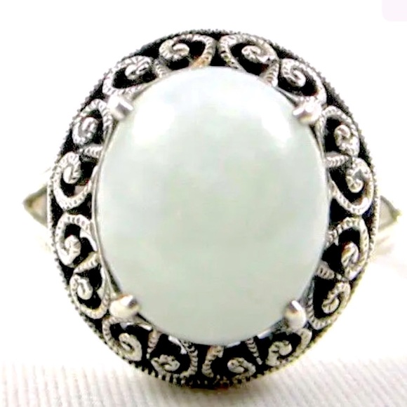 Sterling 925 Thailand Jadeite Ring Sz 8.75 - Picture 4 of 7